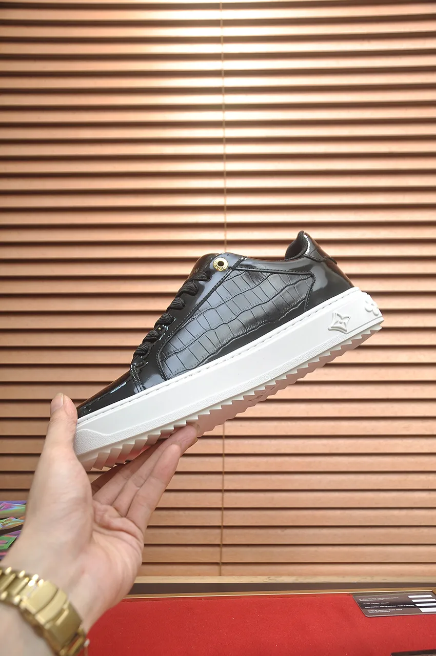 Men's shoes 💰540💶[LOUIS VUITTON] Original order price (water-dyed cowhide lining) new model 🍀LV Louis Vuitton * - top version of LV classic trendy shoes! Made of imported original cowhide, water-dyed cowhide lining, and original wear-resistant rubber outsole! High quality products! Code number 38-45 (45 is custom-made and cannot be returned or exchanged)